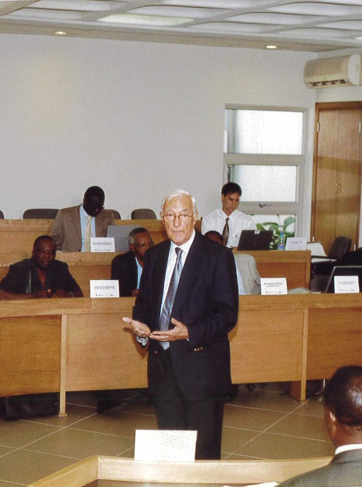 Professor Albert Alos